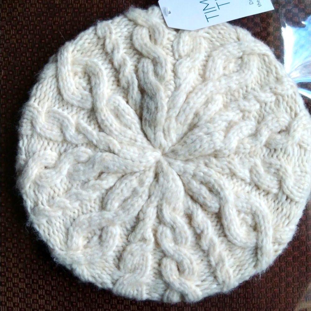 Chunky Cable Knit Beret Hat One Size NWT